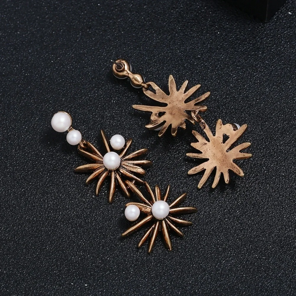 *KEELI* Gold x Pearl Fashion Dangle Earrings